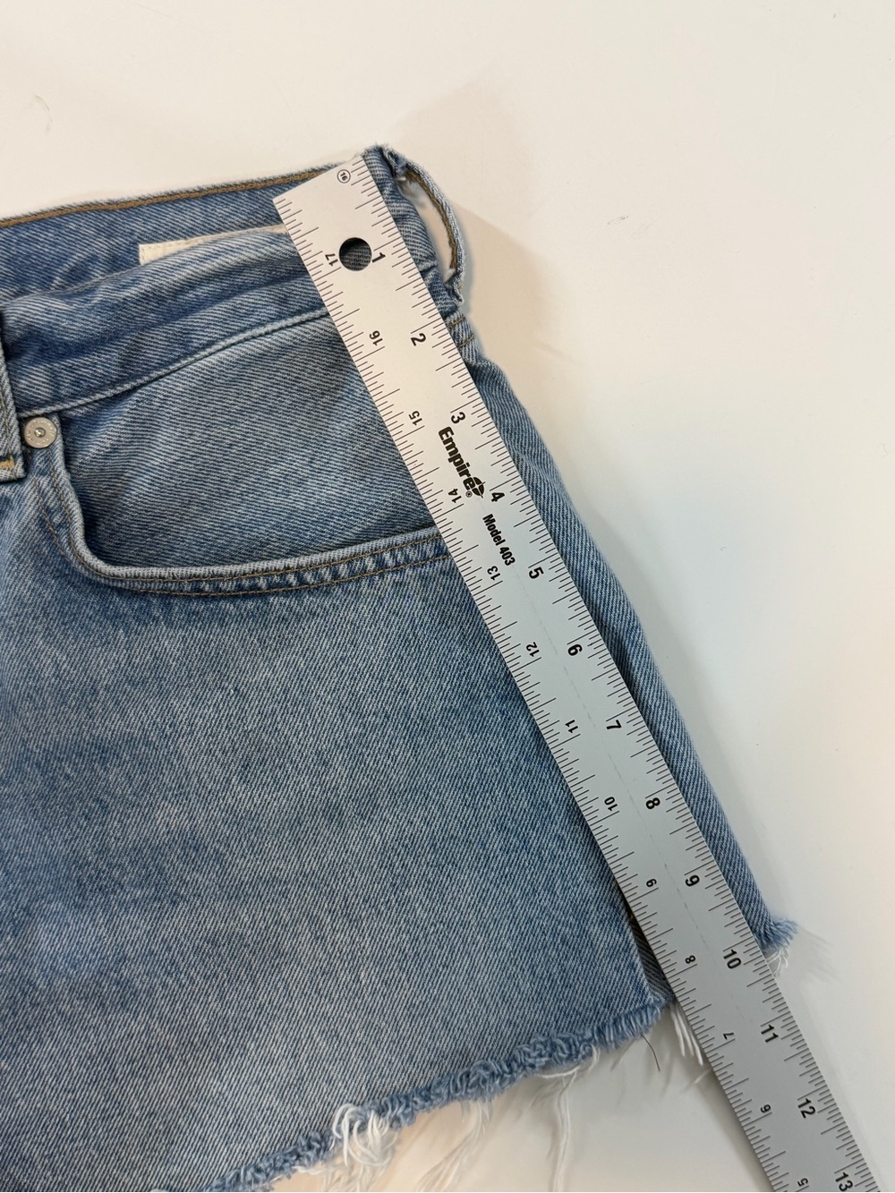 Citizens of Humanity Annabelle Long Premium Vintage Blue Denim Shorts Size 26 - Picture 9 of 10